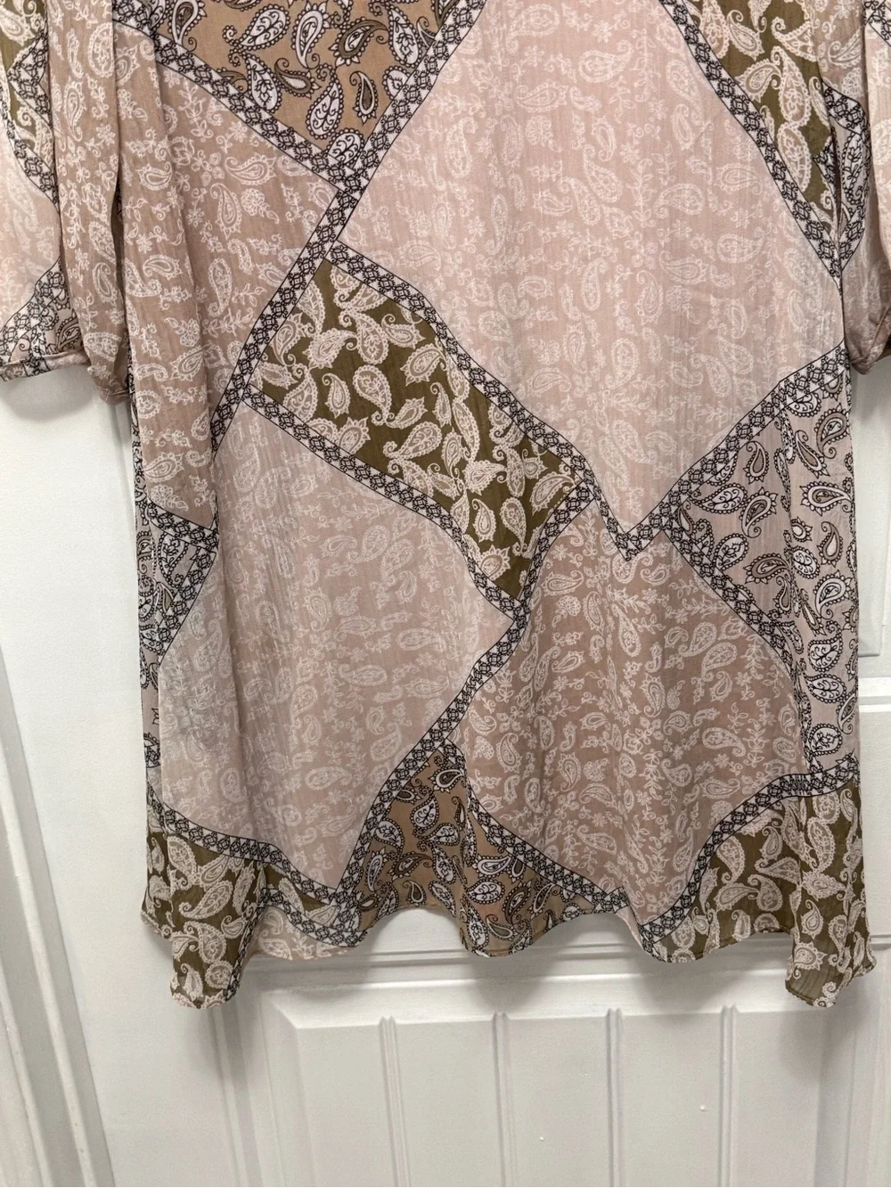 Calvin Klein Paisley Shift Dress Womens Size 8 Chiffon Crinkle 3/4 Sleeve (G-9)